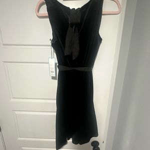 BNWT draper James RSVP black velvet dress with beautiful bow detail!